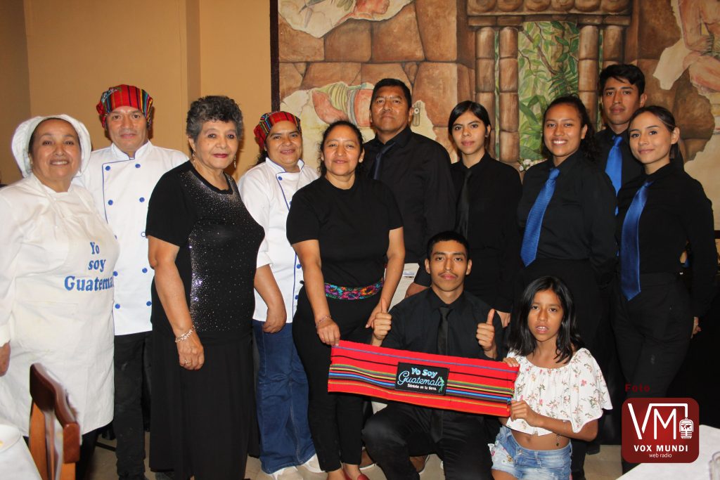 Personal del restaurant "Yo Soy Guatemala"